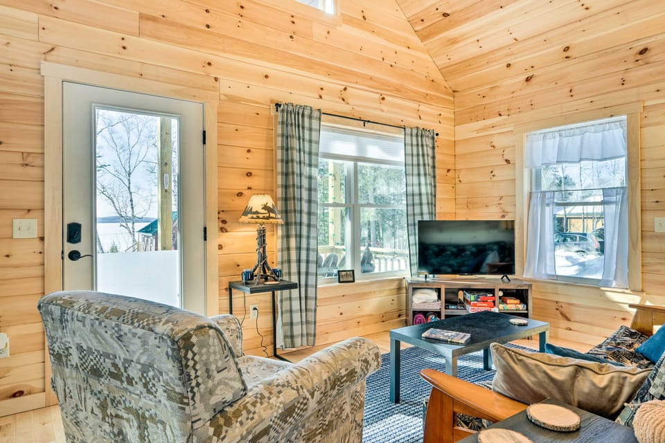 Maine Cabin Rental on Rangeley Lake! House in Rangeley Lake