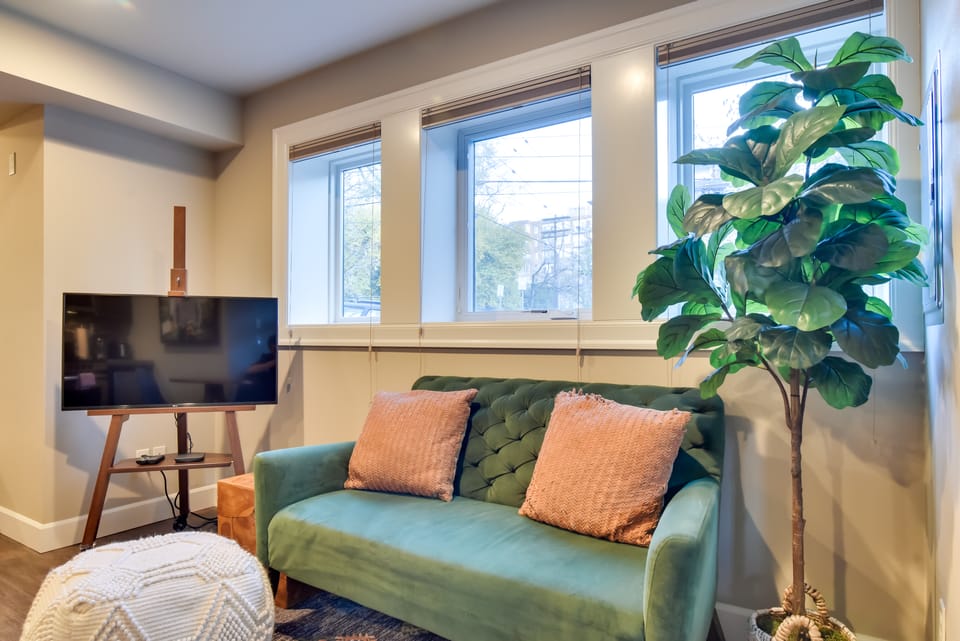 Walkable Portland Studio < 1 Mi to Dtwn! Apartment in Portland