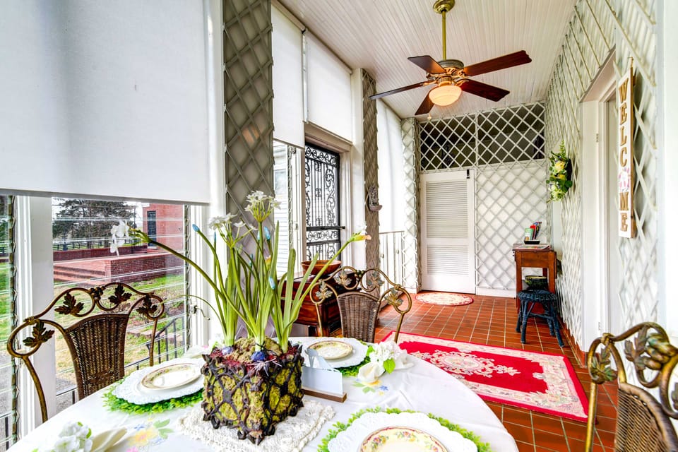 Bowling Green House w/ Shared Pool! House in Kentucky