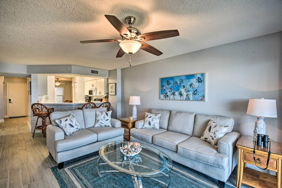 Oceanfront Condo Rental Near Daytona Speedway Apartment in Ormond By The Sea