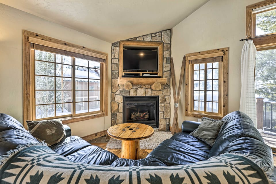 Mountainside Winter Park Ski Home w/ Hot Tub House in Winter Park
