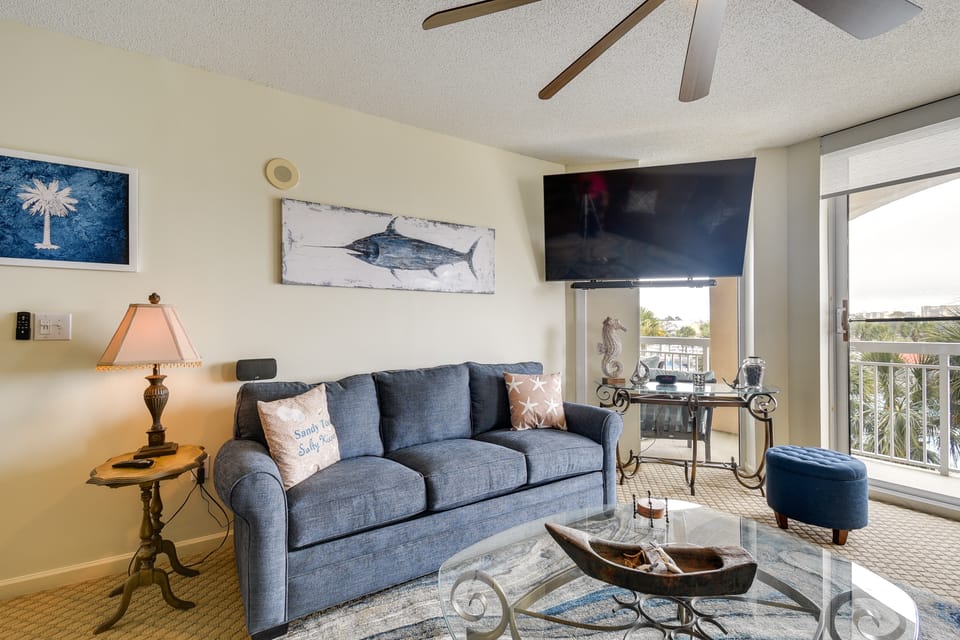 Barefoot Resort Condo ~ 2 Mi to Beach Access! Apartment in North Myrtle Beach