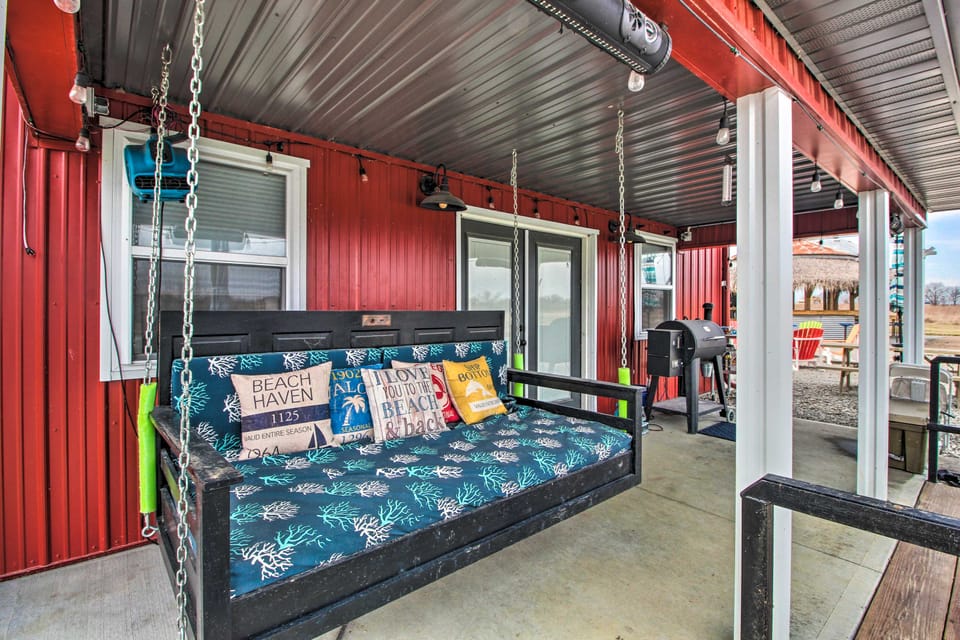 Missouri Vacation Rental with Fire Pit Access House in Missouri