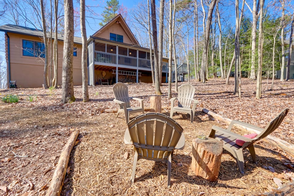 Family-Friendly Jasper Cabin with Deck! House in Georgia