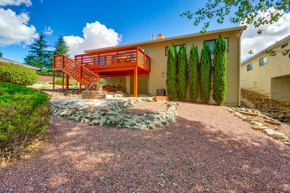 Mountain-View Deck: Pet-Friendly Home in Prescott House in Prescott