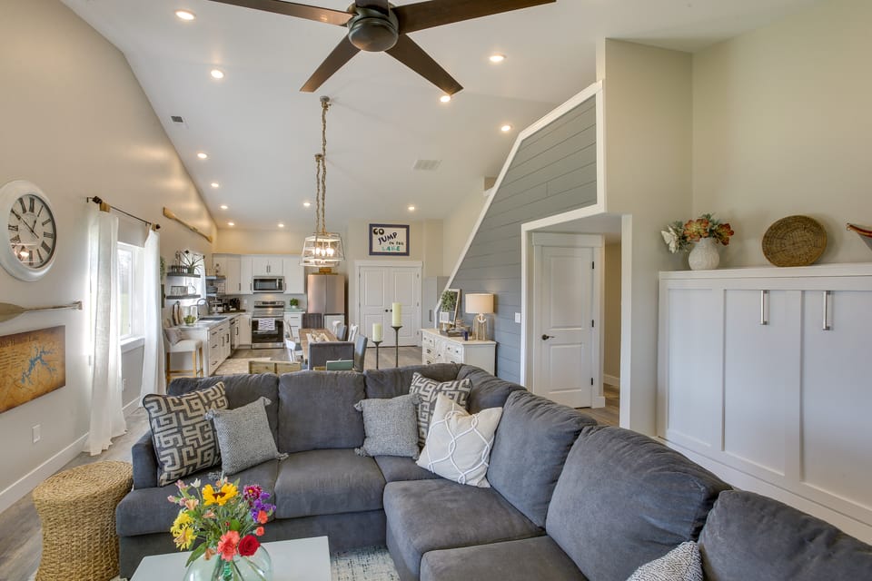 Byrdstown Home Near Dale Hollow Lake! House in Tennessee
