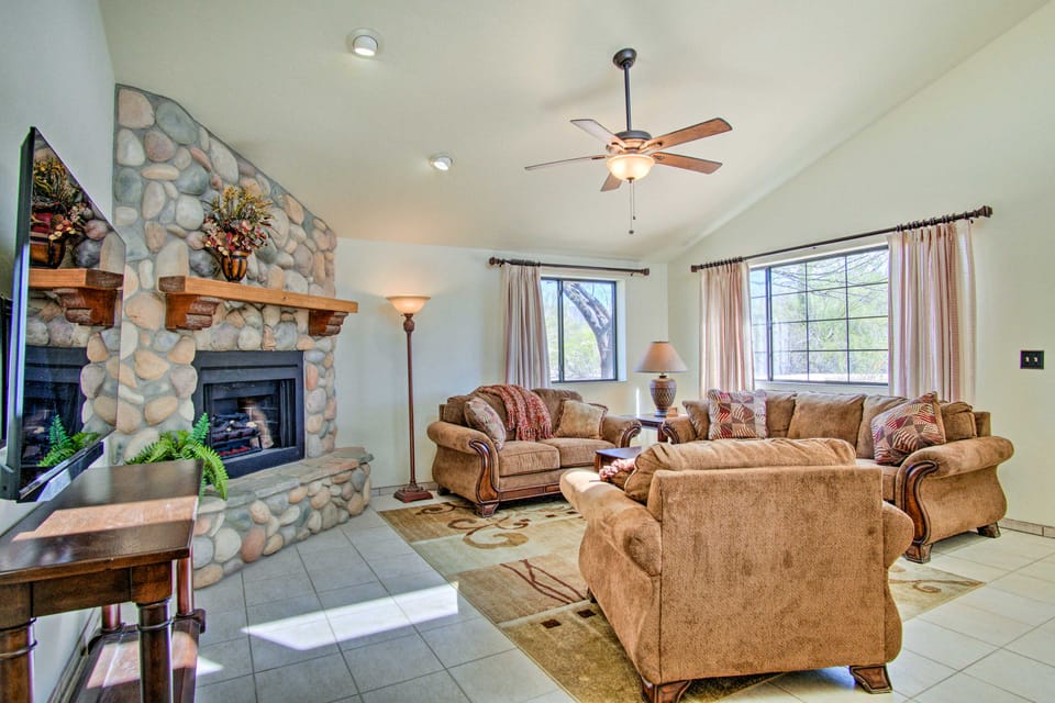 Sunny Tucson Home w/ Patios on 5 Acres! House in Tucson Estates