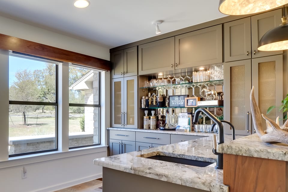 Pool, Patio & Privacy! Home Near Georgetown Square House in Georgetown