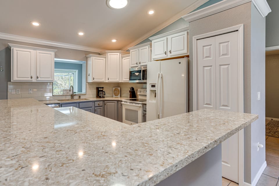 Saltwater Pool! Sebring Oasis Near Lake Jackson House in Sebring
