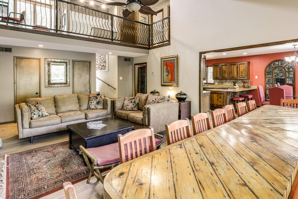 15 Mi to University of Memphis: Getaway w/ Games House in Southaven