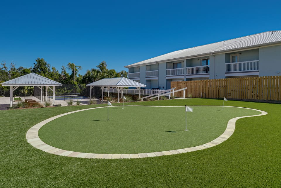 Walkable Panama City Beach Condo w/ Pool Access! Apartment in Panama City Beach