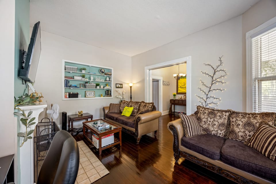 Bright Augusta Vacation Rental, 2 Mi to Riverwalk! Apartment in North Augusta