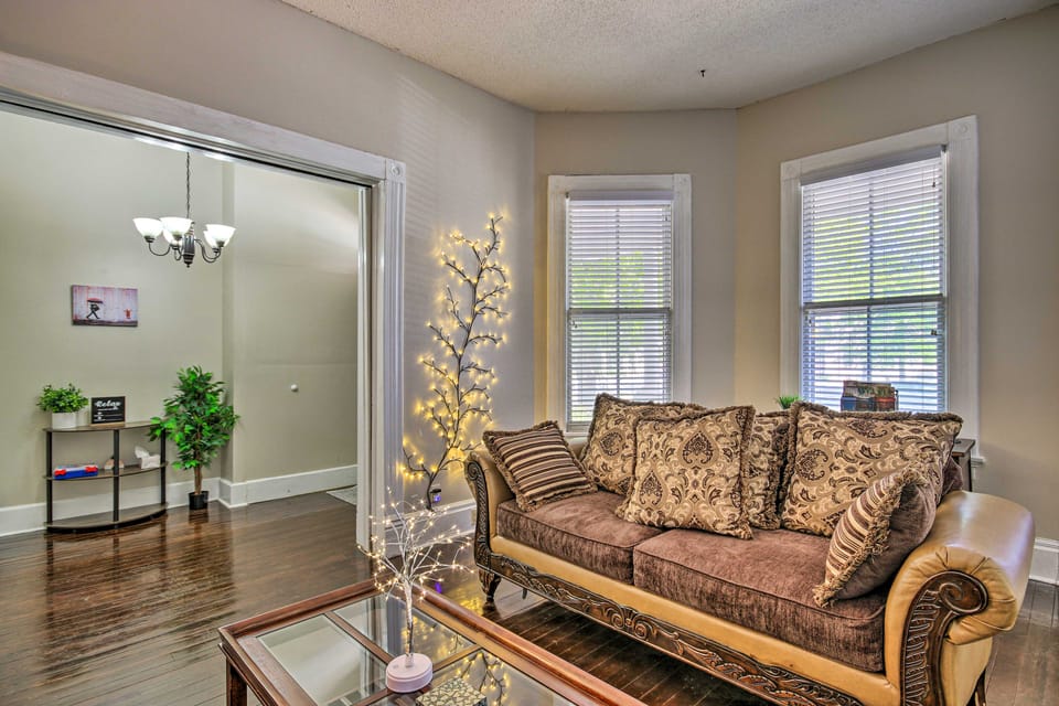 Bright Augusta Vacation Rental, 2 Mi to Riverwalk! Apartment in North Augusta