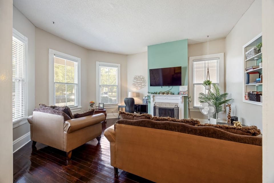 Bright Augusta Vacation Rental, 2 Mi to Riverwalk! Apartment in North Augusta