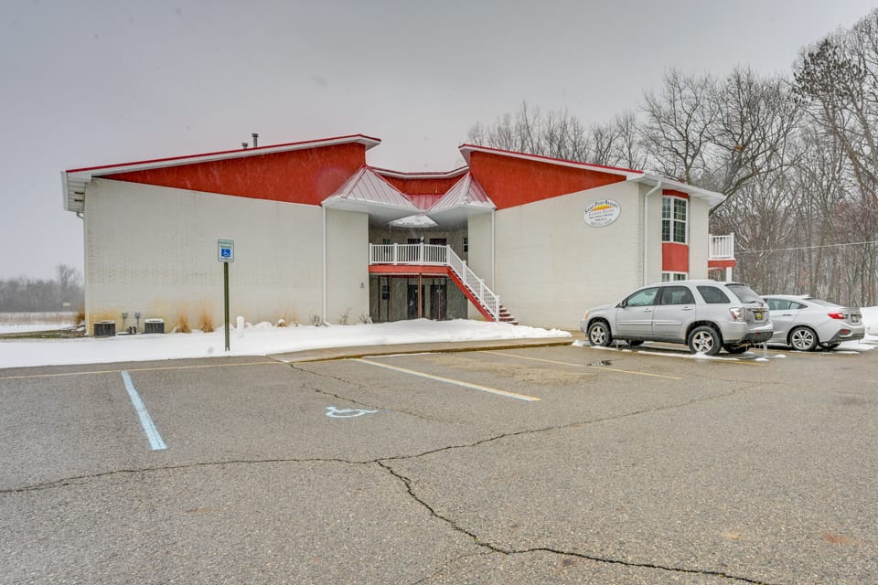 Close to Saginaw Bay Waterfront! Pigeon Studio Apartment in Michigan