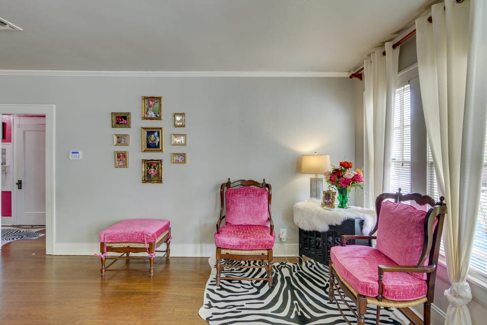 'The Pink Azalea' - Tyler Home w/ Yard + Patio! House in Tyler