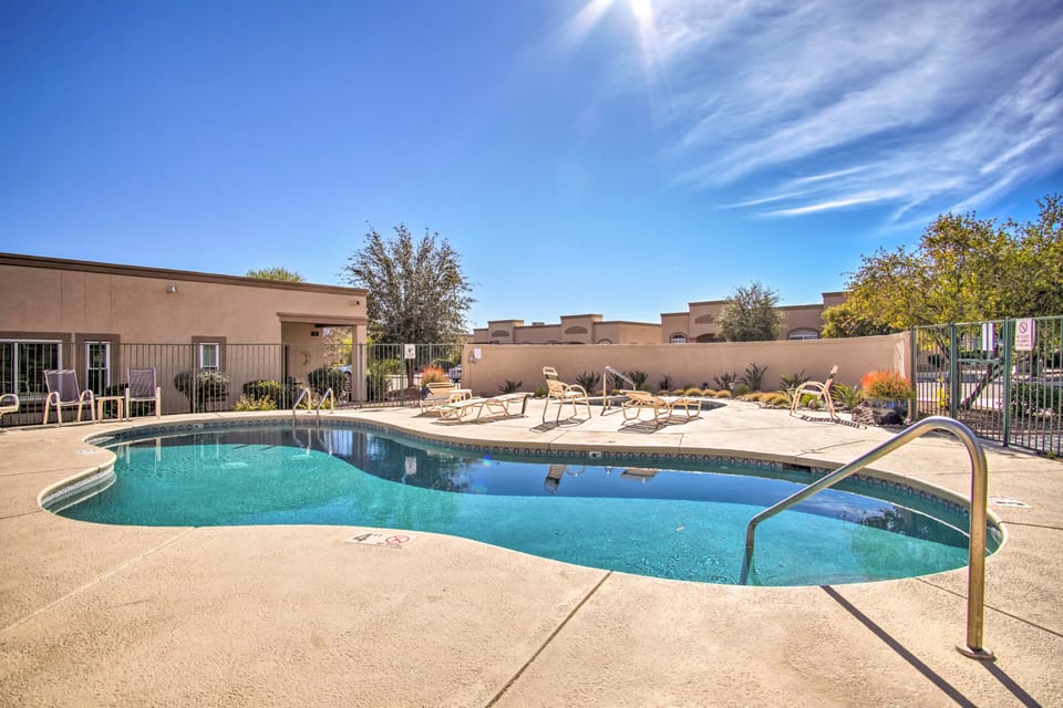 55+ Community w/ Pool & Spa: Green Valley Retreat! Apartment in Green Valley