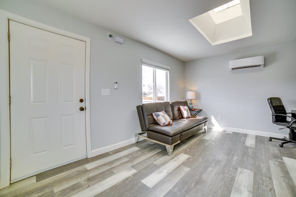 Renovated Hawthorne Apartment By Museums & Dining! Apartment in Sierra Nevada