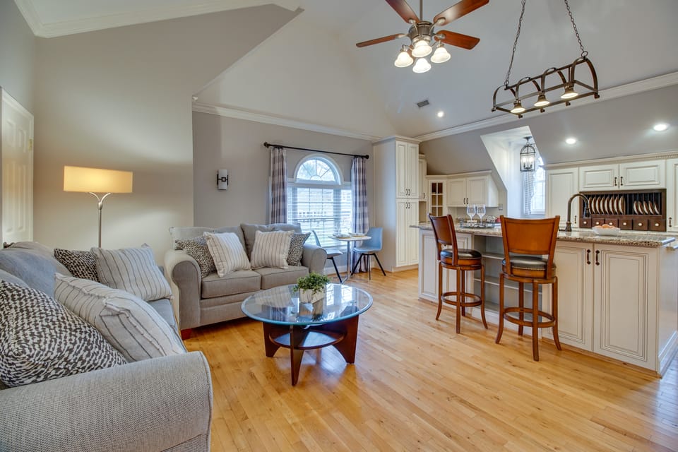 Cozy Virginia Vacation Rental w/ Seasonal Pool! Cottage in Maryland