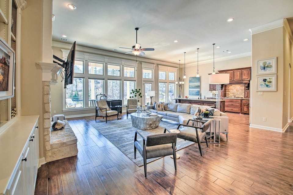 Hot Springs Village Home w/ Dock + Patio! House in Arkansas