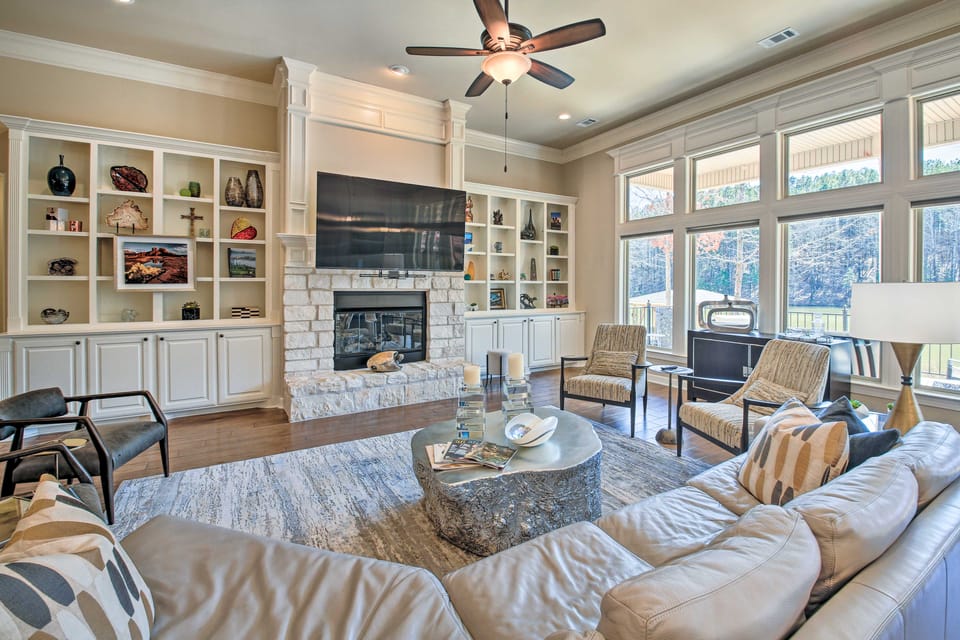 Hot Springs Village Home w/ Dock + Patio! House in Arkansas