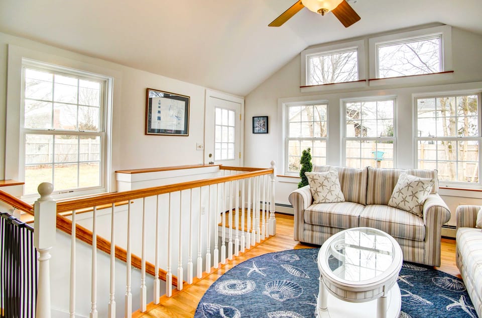 2 Mi to Beach: Walkable Coastal Gem in Hyannis! House in Hyannis