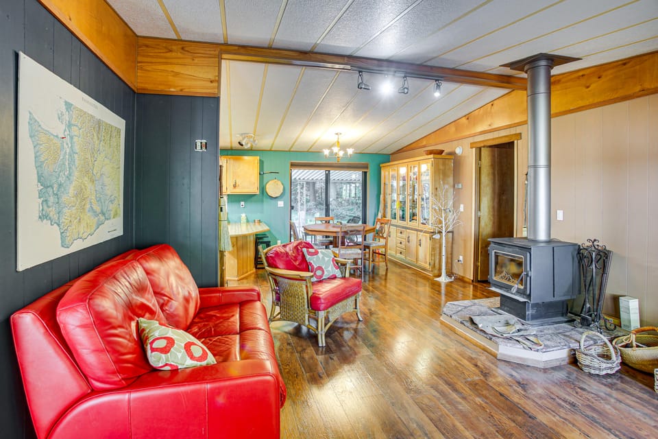 Secluded Port Townsend Retreat: Pets Welcome! House in Puget Sound