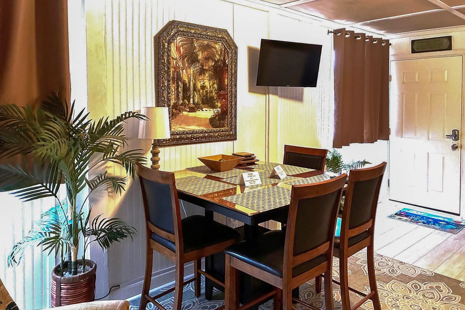 Sneads Ferry Vacation Rental Studio w/ Water Views Apartment in North Topsail Beach