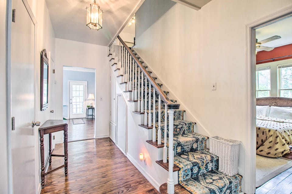 Family-Friendly Savannah Vacation Rental w/ Decks! House in Jasper County