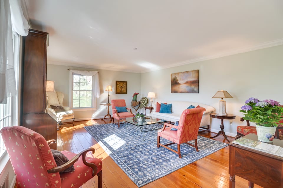 Rural and Spacious Virginia Home on ~ 2 Acres! House in Shenandoah Valley