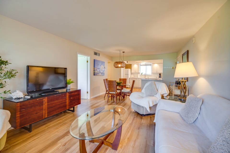 Hutchinson Island Vacation Rental w/ Beach Access! Apartment in Fort Pierce