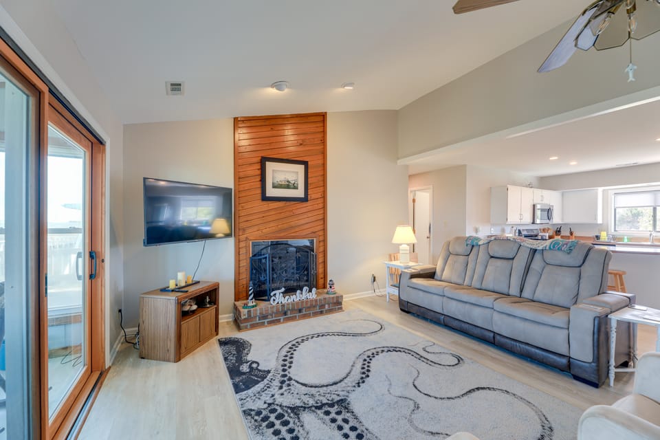 Atlantic Beach Home By Fort Macon State Park House in Atlantic Beach