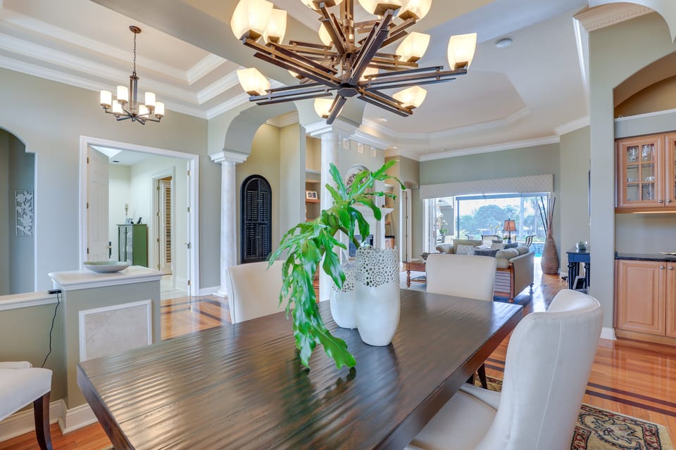Luxe Bayfront Sarasota Home Rental: Pool, Lanai! House in Gulf Gate Estates