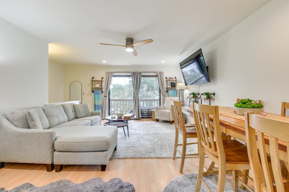'Almond Grove Cottage' w/ Patio: Walk to Beach! Apartment in South Walton County