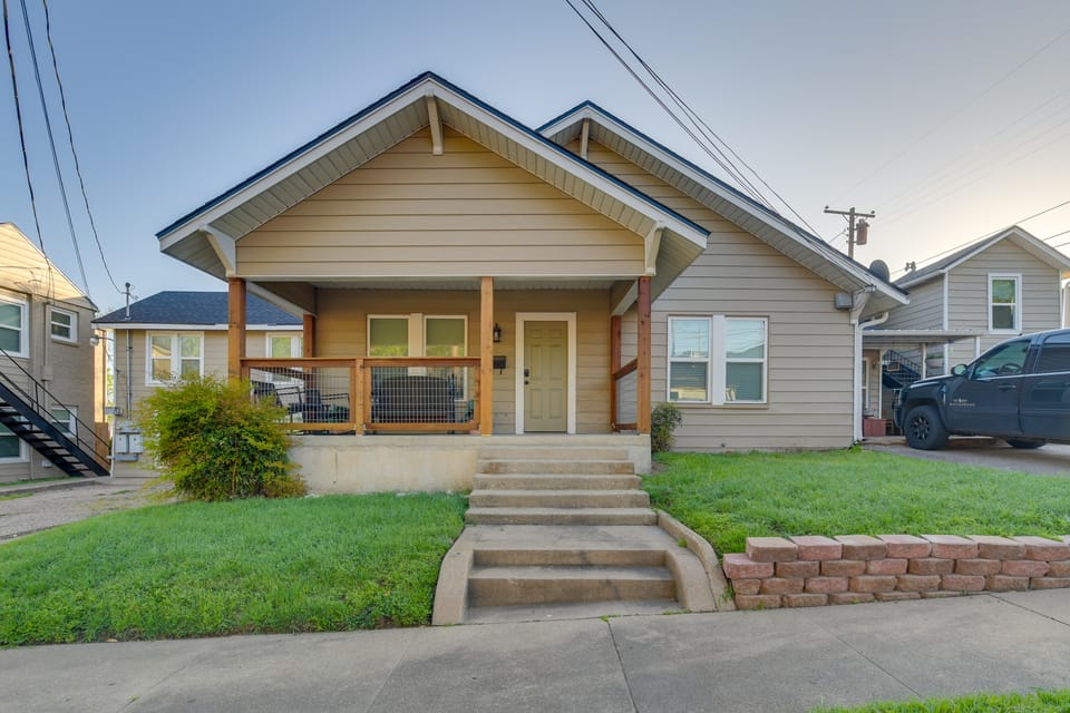 3 Mi to Baylor U: Home w/ Shared Yard House in Waco