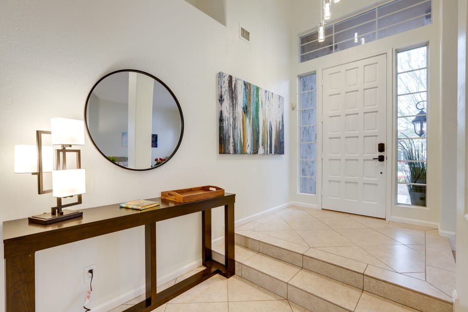 Upscale Golfer's Oasis w/ Pool & Spa in Cave Creek House in Phoenix