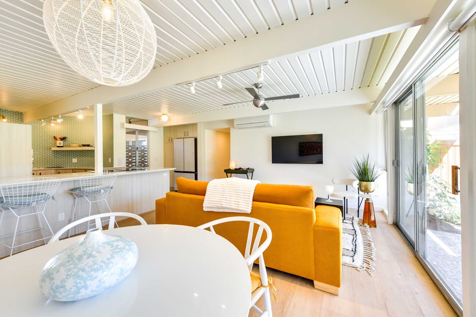 Mid-Century El Paseo Condo in Iconic Sandpiper! Apartment in Rancho Mirage