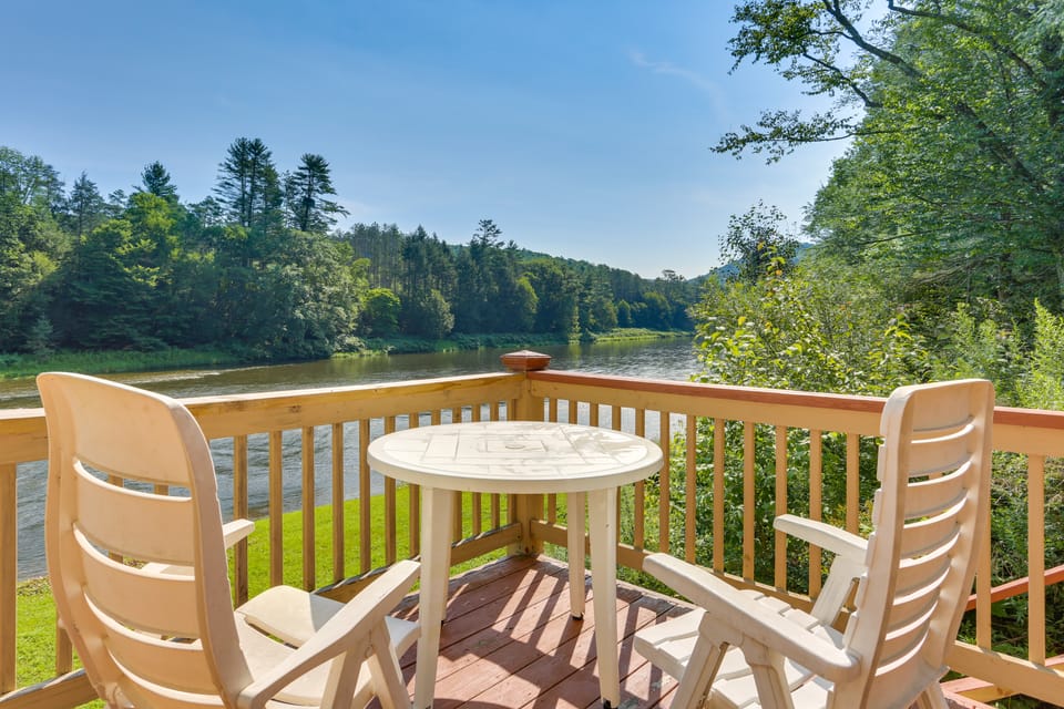 Pet-Friendly Hancock Home on the Delaware River! House in Pennsylvania