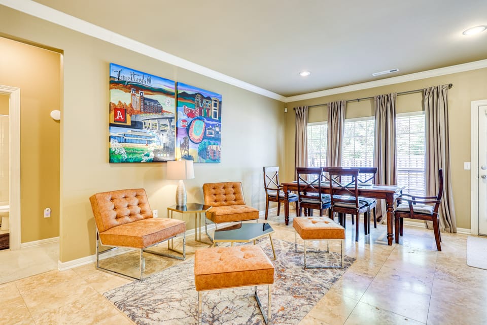 Spacious Family Home 3 Mi to Downtown Fayetteville House in Fayetteville