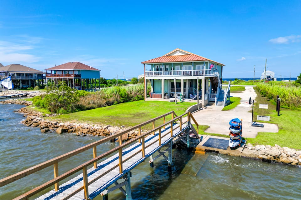 Lakefront NOLA Home w/ Hot Tub & Views! House in Ninth Ward