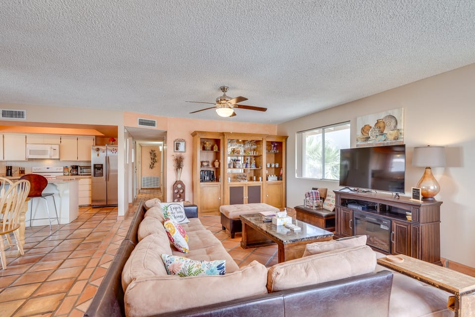 Home w/ Private Pool: 1 Mi to Lake Havasu! House in Lake Havasu City