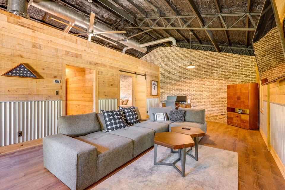 Fish & Relax! Magnolia River Cabin Hideaway House in Alabama