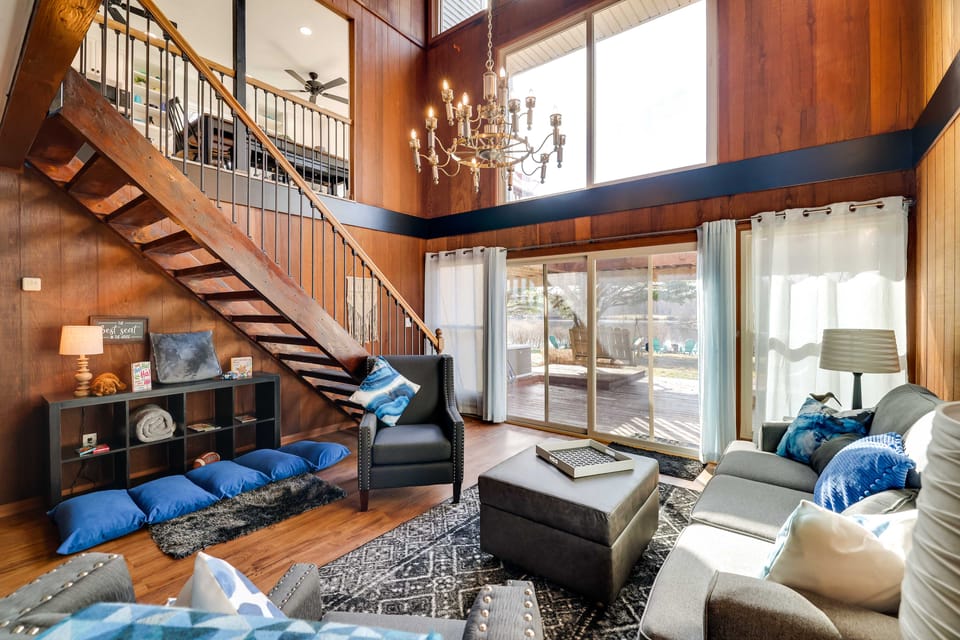 Dock + Fire Pit: Lakefront Poconos Retreat! House in Pocono Mountains
