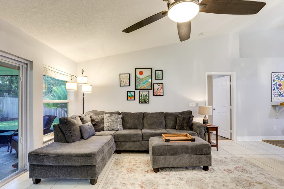 Inviting Jensen Beach Home w/ Screened-In Patio! House in Jensen Beach