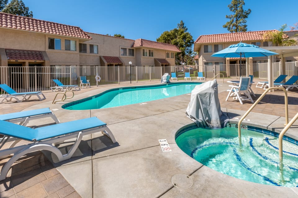 Summer Desert Oasis! Pool, Patio & Fast WiFi Apartment in Indio