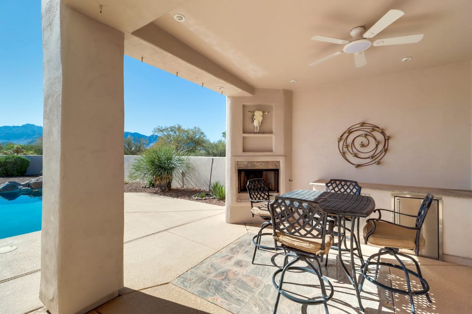 Oro Valley Airpark Estate w/ Pool & Mtn Views House in Tortolita
