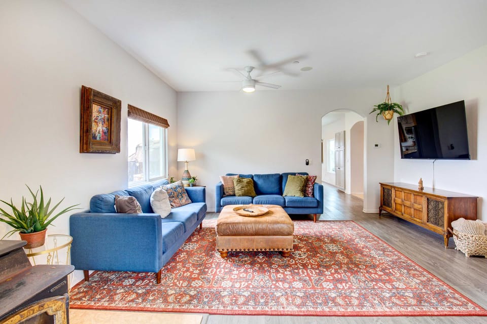 Mountaintop Ramona Home: Private Pool, Near Lake! House in Poway