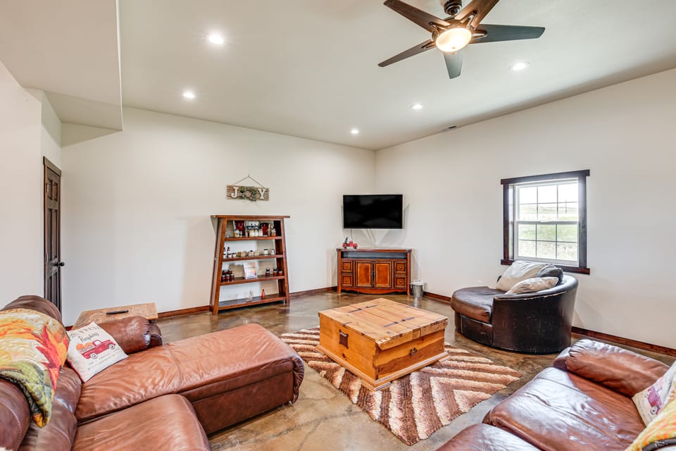 Pet Friendly 'Daydreamers Guest Ranch' on 60 Acres House in Wyoming