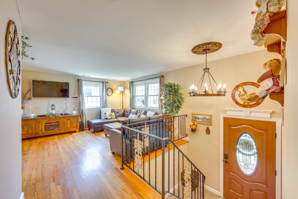 10 Mi to Dtwn Lancaster: Charming Home w/ Yard! House in Pennsylvania