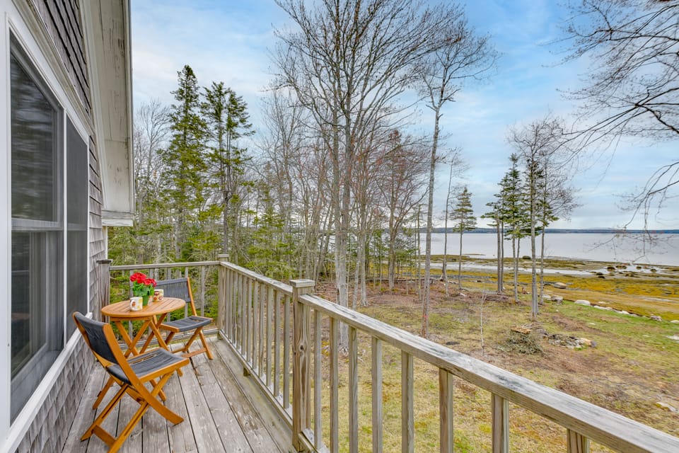 Waterfront Deer Isle Apartment w/ Fire Pit Apartment in Deer Isle